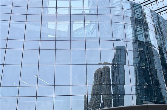 玻璃幕墻一般多少一平方