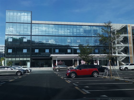 東莞外立面改造玻璃幕墻