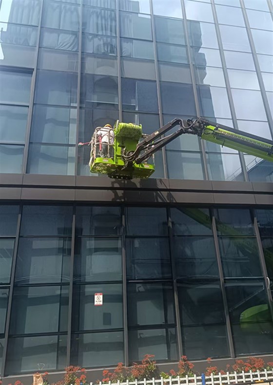 幕墻玻璃維修
