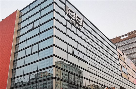 鋁合金玻璃幕墻包工包料多少錢一平方