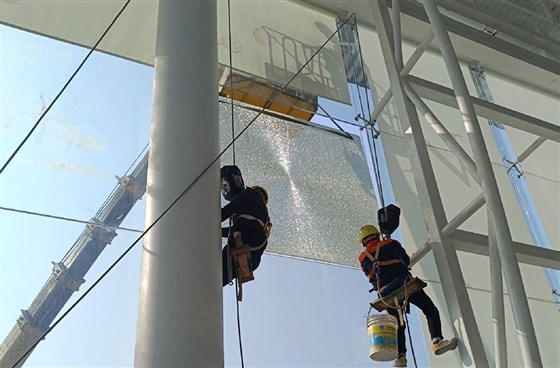 幕墻維修更換找誰做靠譜