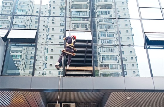 東莞幕墻維修更換價(jià)格貴嗎