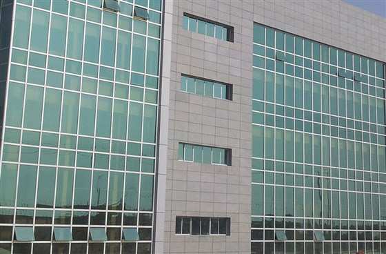 東莞全明框玻璃幕墻工程造價(jià)