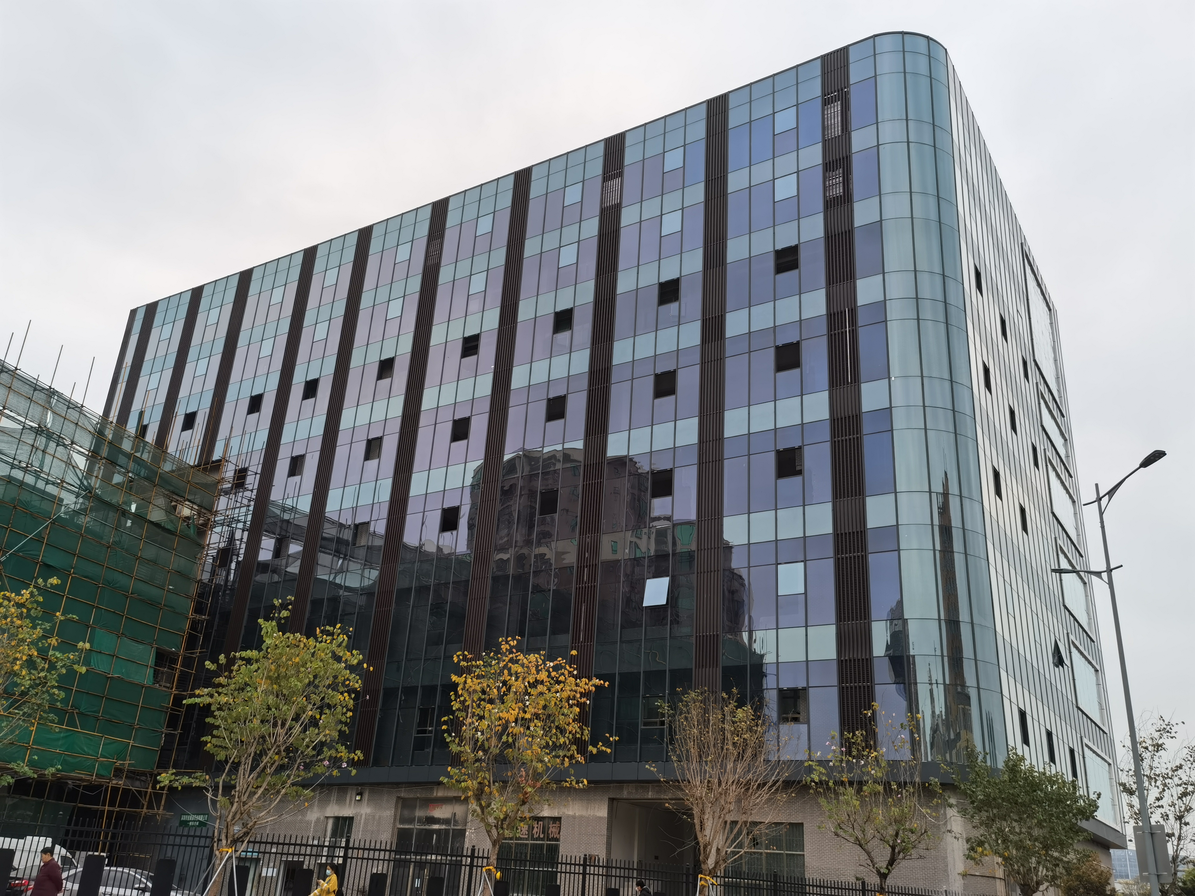 玻璃幕墻價格-專業(yè)幕墻報價|資深幕墻報價團(tuán)隊(duì)