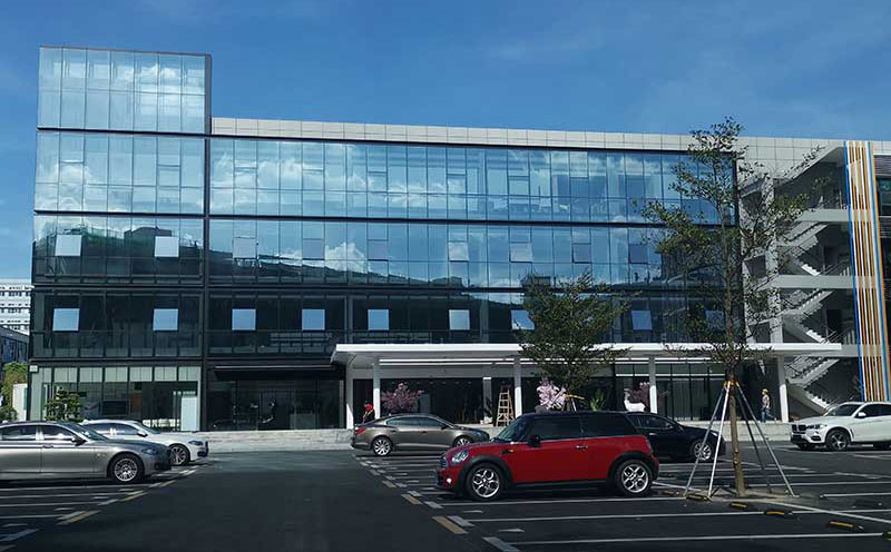 東莞廠房玻璃幕墻找誰(shuí)