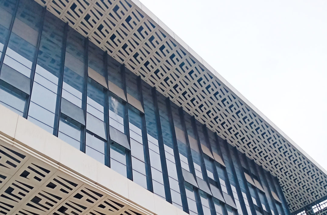 玻璃幕墻維護(hù)有必要嗎