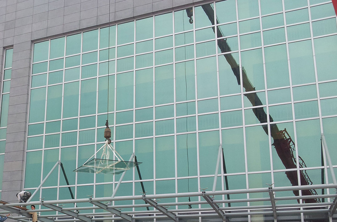 明框玻璃幕墻造價(jià)多少錢一平